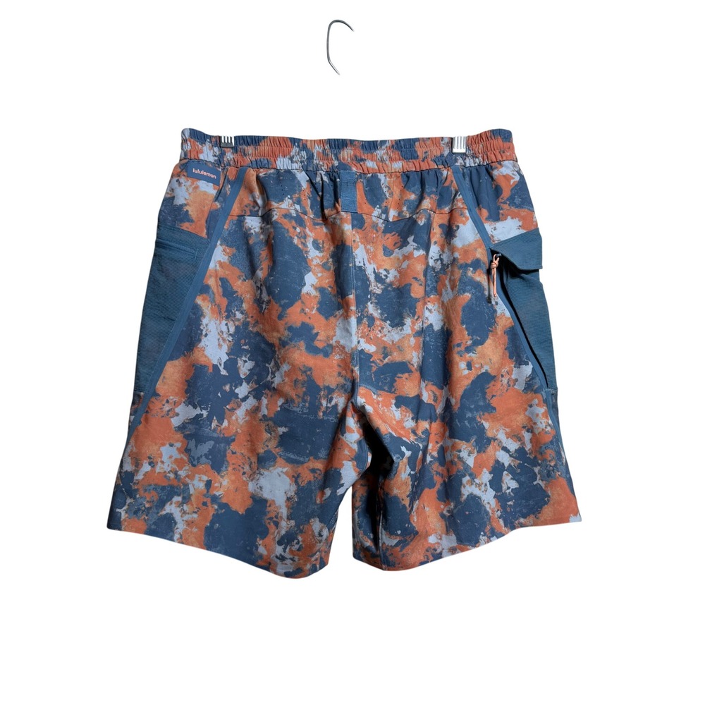 Lululemon Water Repellent Hiking Short Mens Large Orange Blue Camo LM7B06S